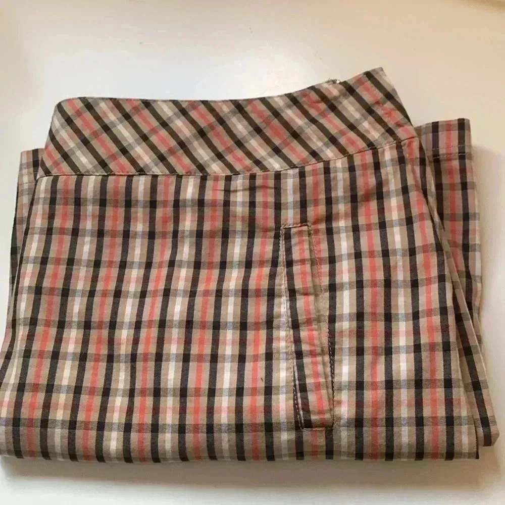 Lija NWOT Golf Skort w Handwarming Pocket, Back Pocket, Side Zipper, Stretch